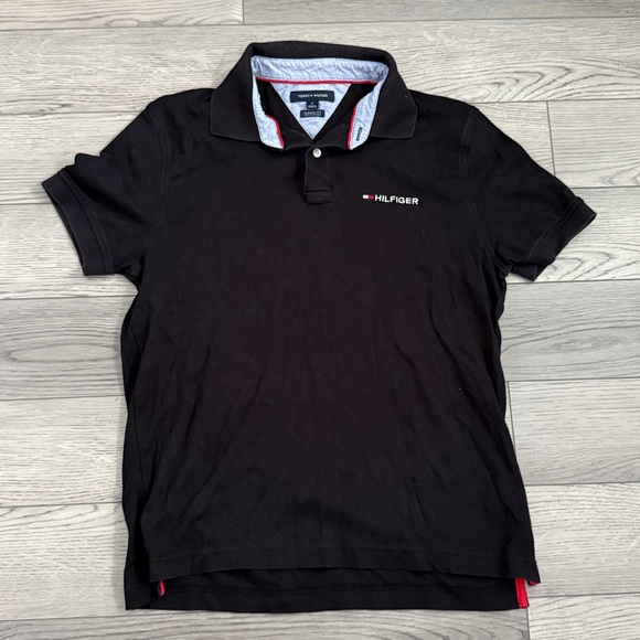 Tommy Hilfiger Men's Black Polo Classic Fit Size Medium Hilfiger Spelt Out Rare - Picture 1 of 6